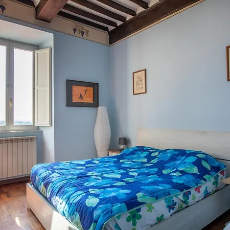 Apartamento Vista Unica Con Parquet - Centro